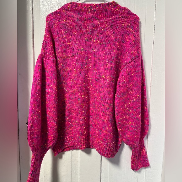 Main strip Bubble sleeve pink confetti sweater size medium - Picture 3 of 8